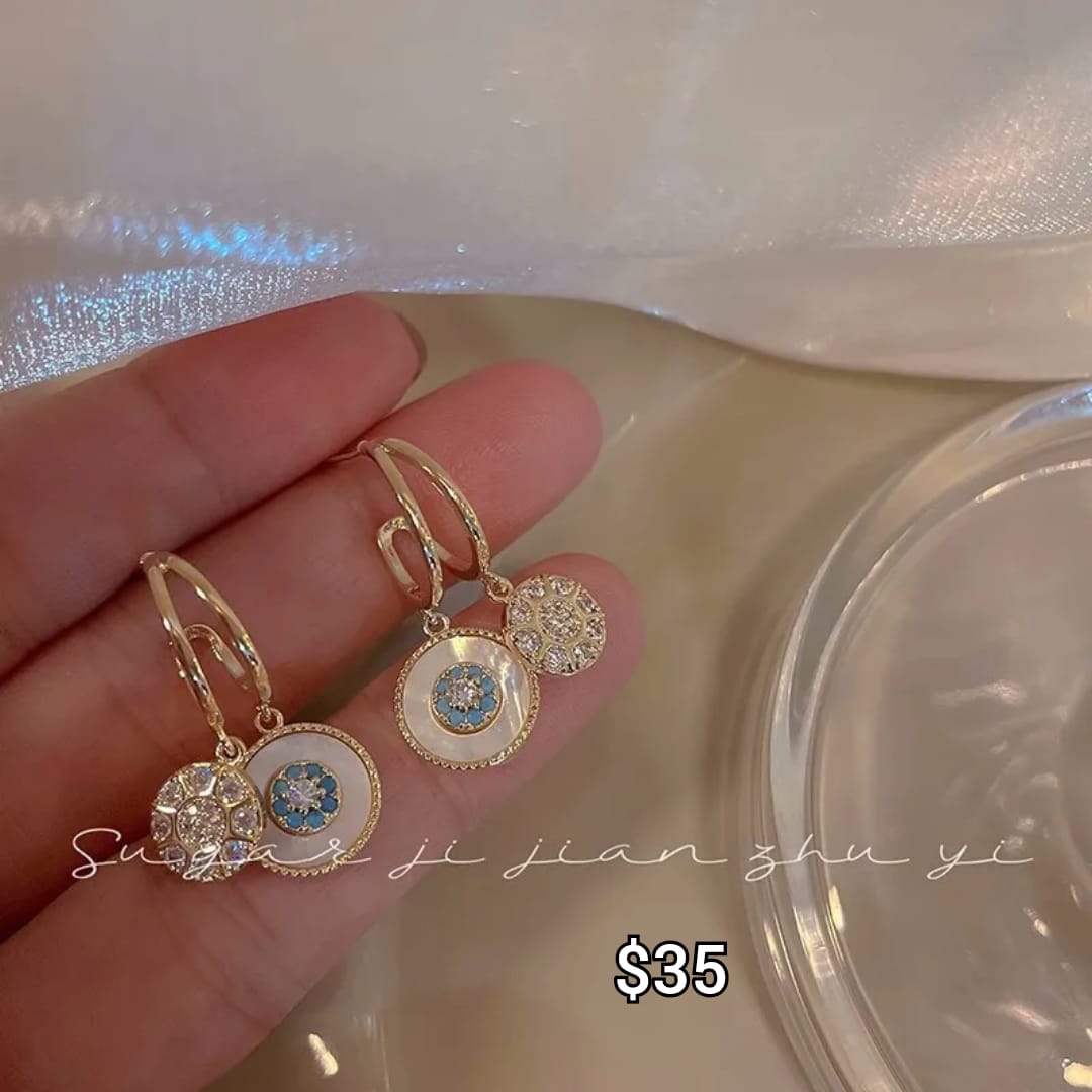 arete arracada con colgantes