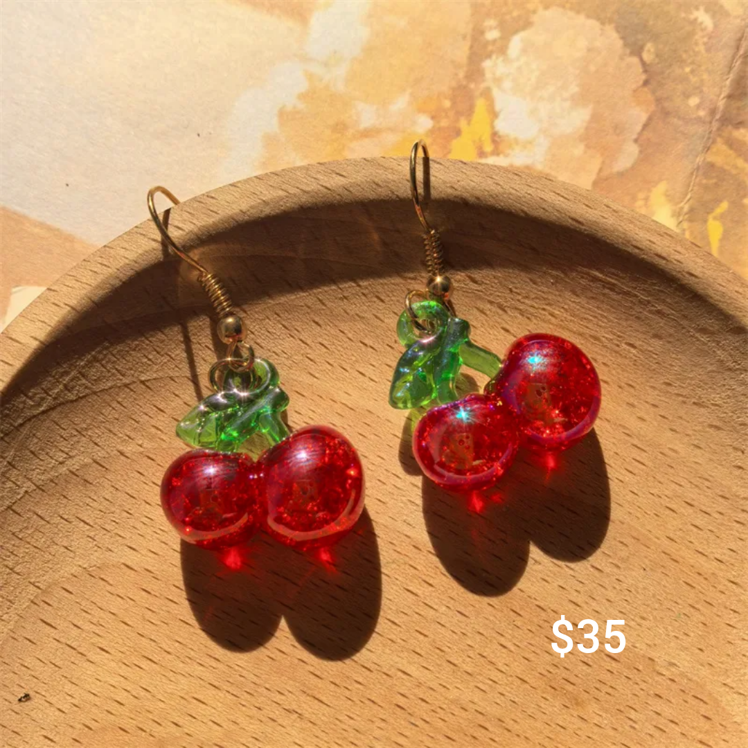 arete pequeño de cerezas