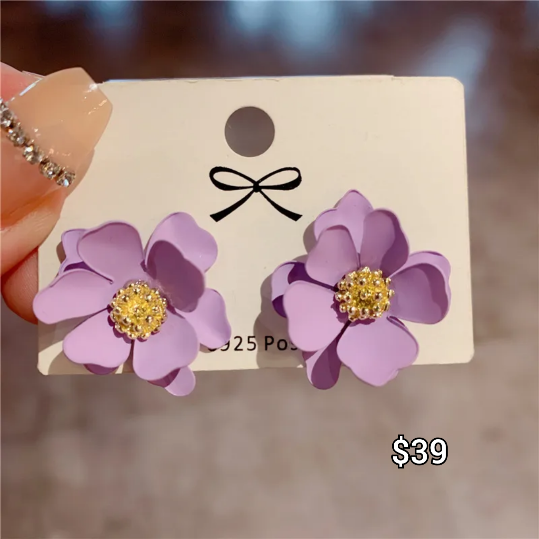 arete de flor morada