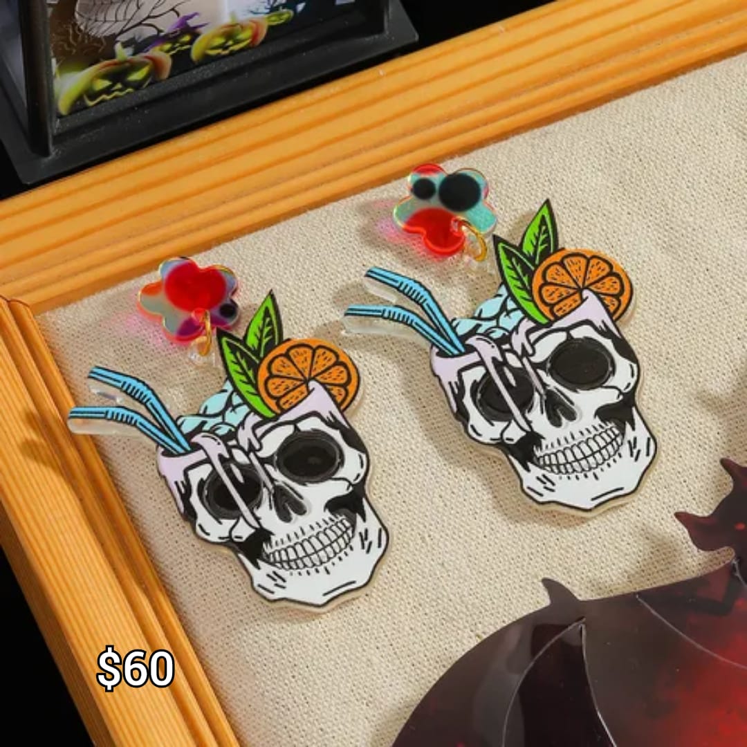 arete de aguja calavera con fruta