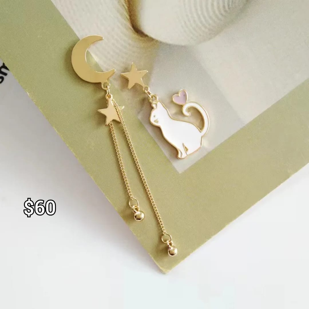 arete de aguja en forma de gatito